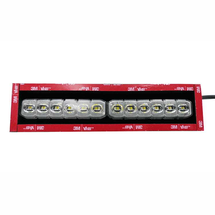 Apa yang Menjadikan Lampu Dek LED Pilihan Terbaik untuk Keamanan, Daya Tahan, dan Efisiensi Energi